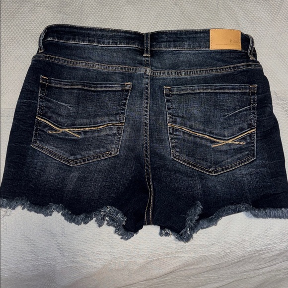 BKE denim shorts size 31. - Picture 3 of 3